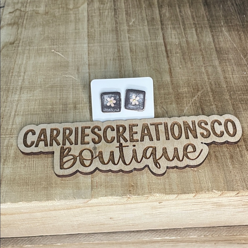 Floral Square Stud Earrings - CarriesCreationsCo Boutique
